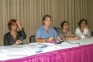 DIÁLOGOS FEMINISTAS