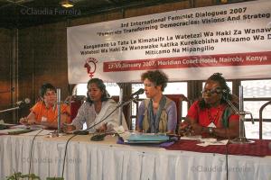 DIÁLOGOS FEMINISTAS