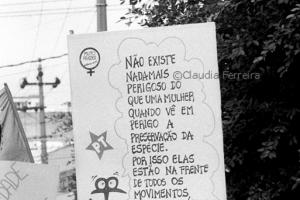 Demonstration against body searches