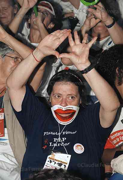 II Fórum Social Mundial II Fórum Social Mundial