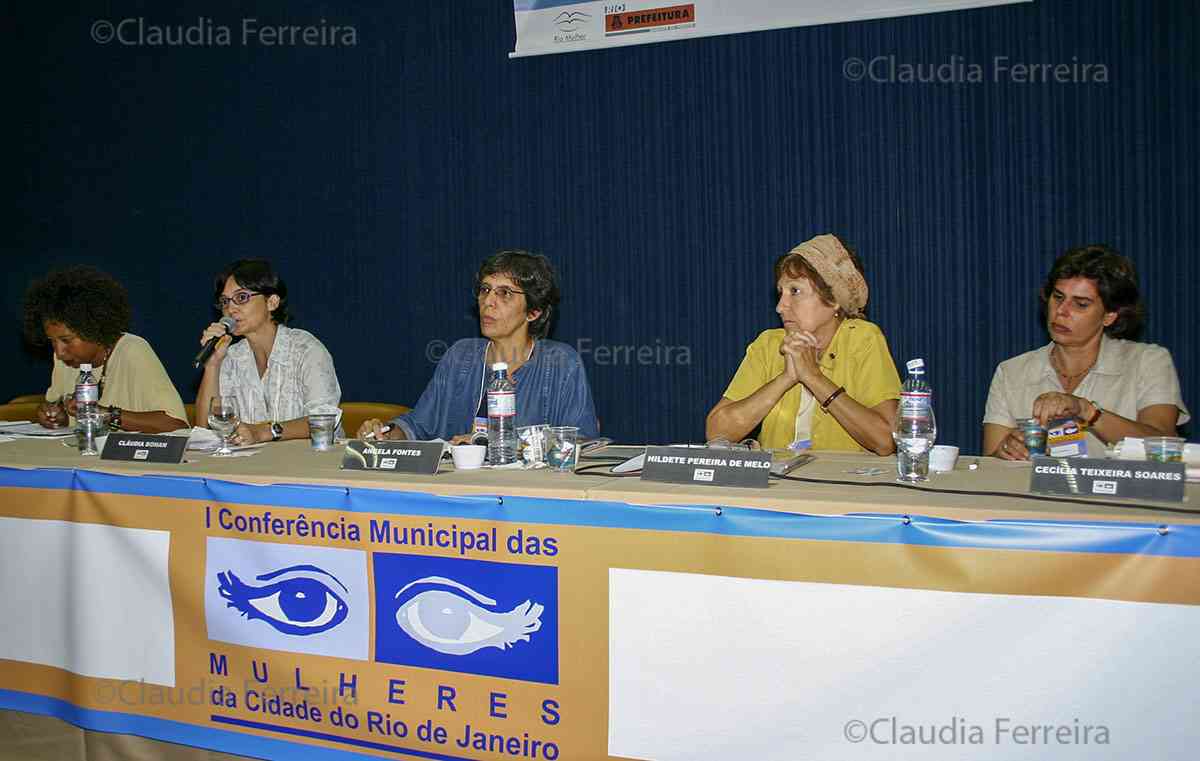 I CONFERÊNCIA MUNICIPAL DE POLÍTICAS PARA AS MULHERES I CONFERÊNCIA MUNICIPAL DE POLÍTICAS PARA AS MULHERES