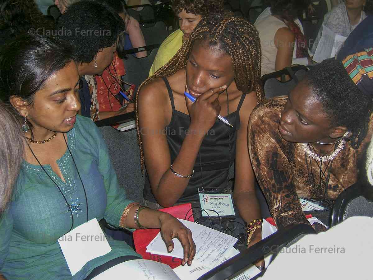 DIÁLOGOS FEMINISTAS DIÁLOGOS FEMINISTAS