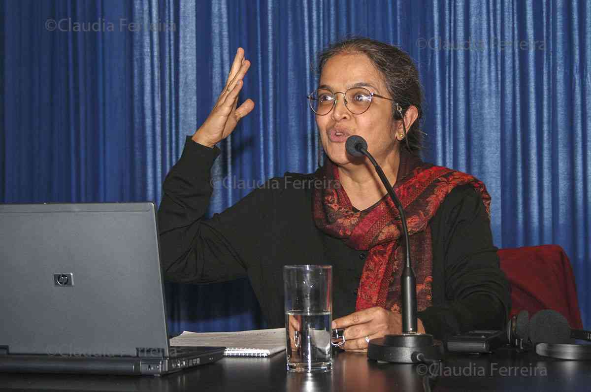 INTERNATIONAL SEMINAR WOMEN MOVING FOR THE RIGHT TO EDUCATION