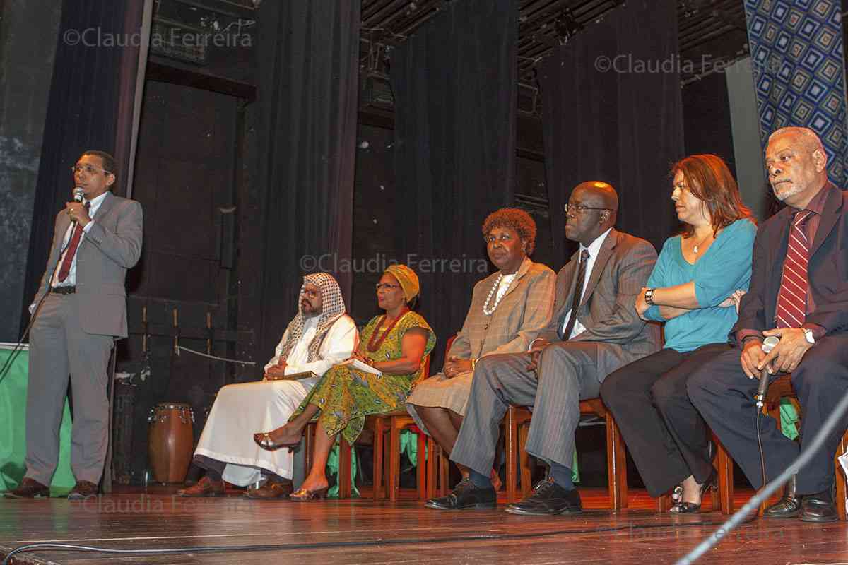 LANÇAMENTO DA CAMPANHA QUEM É DE AXÉ DIZ QUE É LANÇAMENTO DA CAMPANHA QUEM É DE AXÉ DIZ QUE É