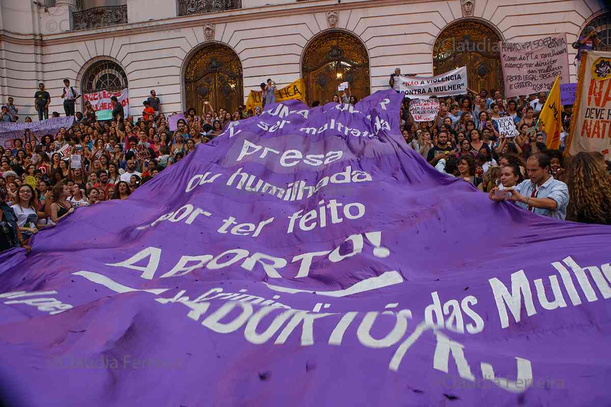 Manifestação Mulheres contra Cunha
