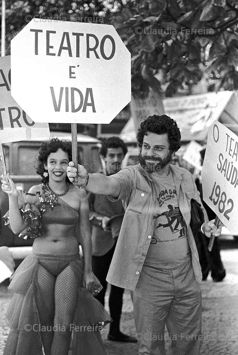 CAMPANHA TEATRO PARA O POVO