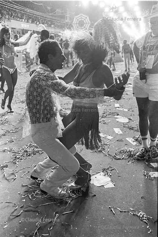 Parade of Recreative Society Samba School Unidos de São Carlos