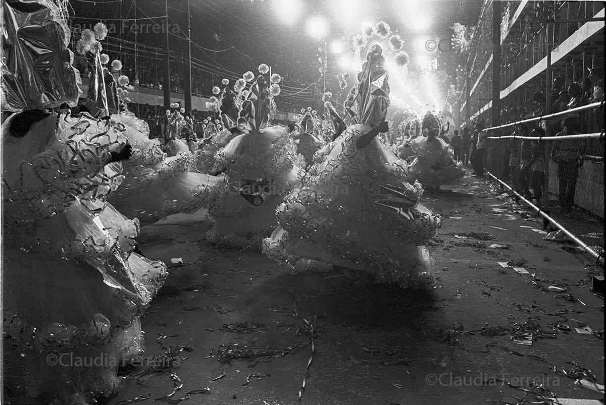 Desfile do Grêmio Recreativo Escola de Samba Unidos de São Carlos (Estácio de Sá)