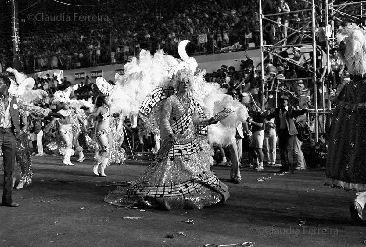 Desfile do Grêmio Recreativo Escola de Samba Estação Primeira de Mangueira