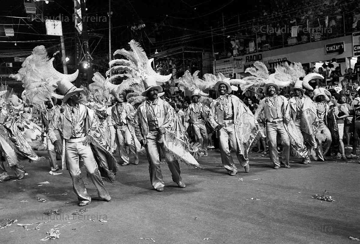 Desfile do Grêmio Recreativo Escola de Samba Estação Primeira de Mangueira