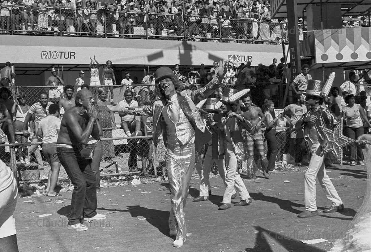 Desfile do Grêmio Recreativo Escola de Samba Imperatriz Leopoldinense