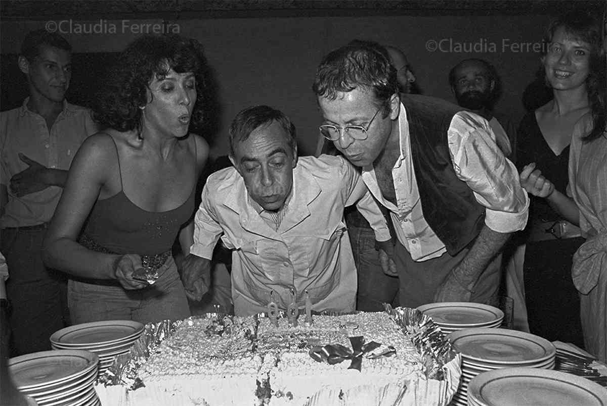 100 APRESENTAÇÕES DE "AMOR EM CAMPO MINADO"