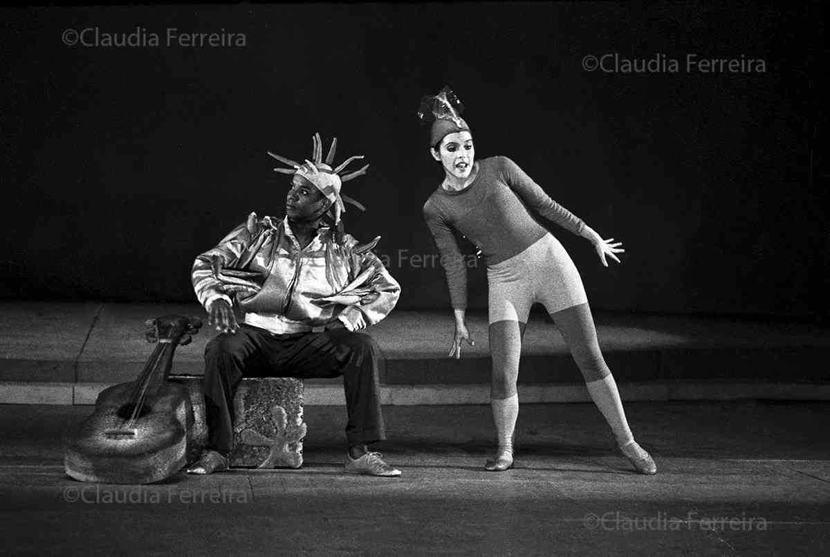 UM PEIXE FORA D'ÁGUA