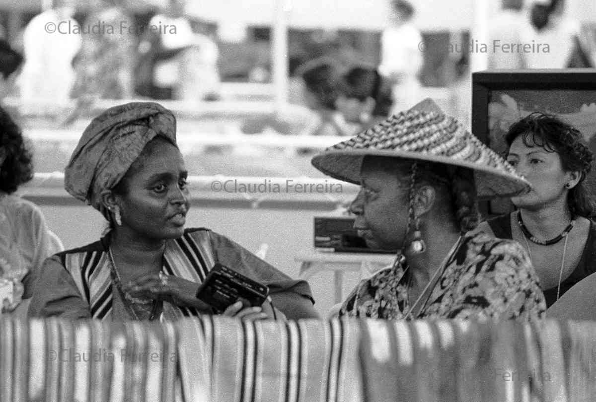 Participantes na Quarta Conferência Mundial sobre Mulheres Participantes na Quarta Conferência Mundial sobre Mulheres