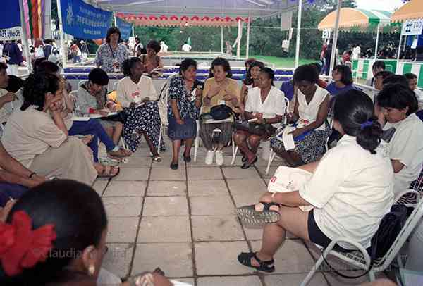 IV Conferência Mundial sobre a Mulher, fórum de ONGs