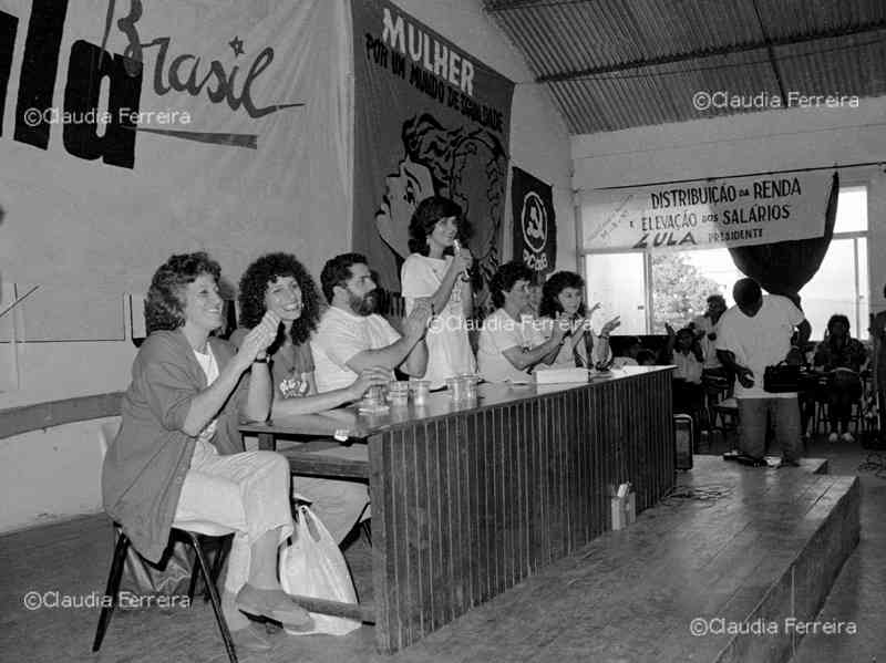 Campanha em apoio ao candidato à presidência Lula 