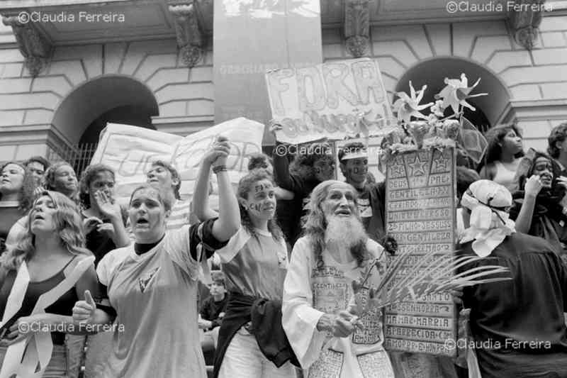 Students in the streets for the impeachment of President Collor de Melo
